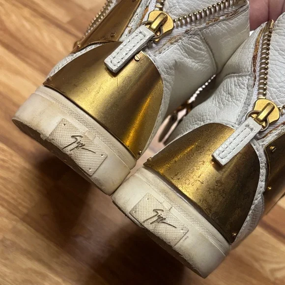 Giuseppe Zanotti Gold-Accented White Sneakers - Picture 3 of 4